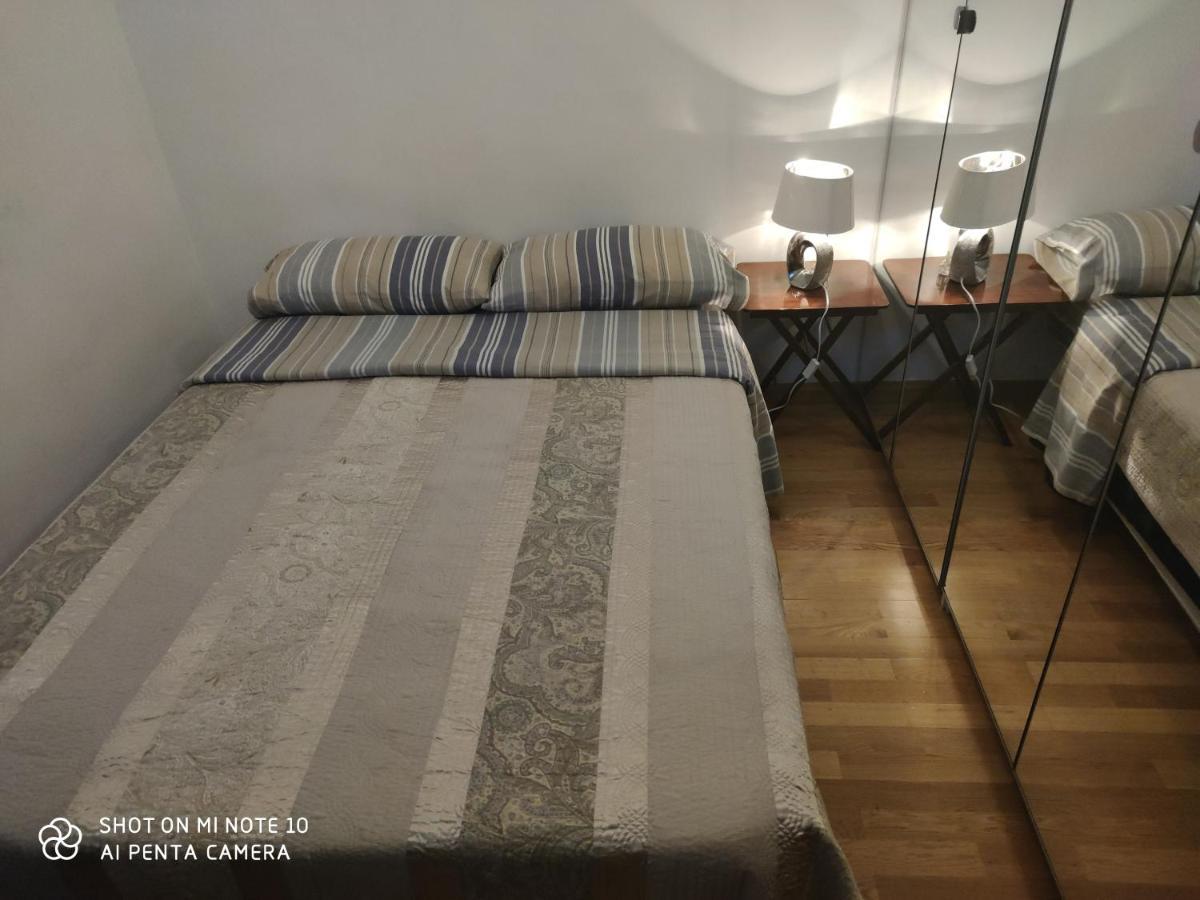 Habitacion Jc Madrid Luaran gambar