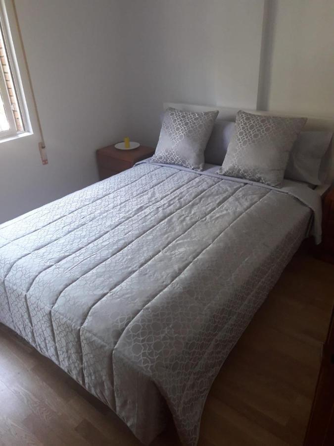 Habitacion Jc Madrid Luaran gambar